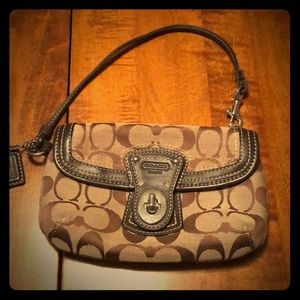 COACH wallet/wristlet